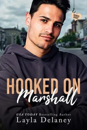 Hooked on Marshall (Hooked #9)